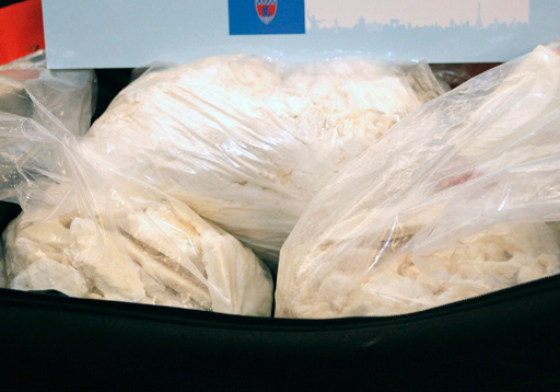 Polizei stellt 700 kg Kokain sicher