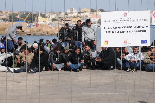 Flüchtlinge im Auffanglager von Lampedusa (15. März)