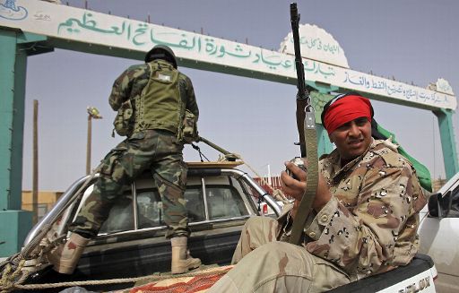 Ein Foto von libyschen Aufständischen in Brega