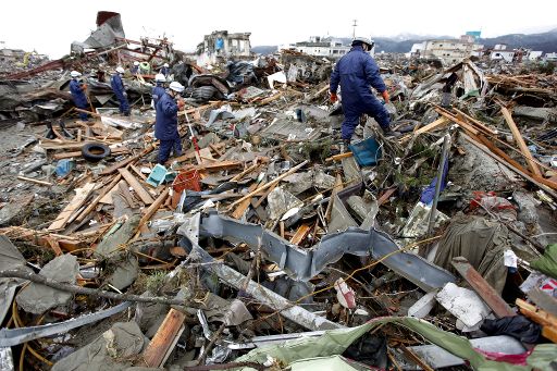 Japan nach der Katastrophe: Aufräumarbeiten in Rikuzentakata, Provinz Iwate