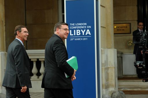 Steven Vanackere trifft zur Libyen-Konferenz in London ein