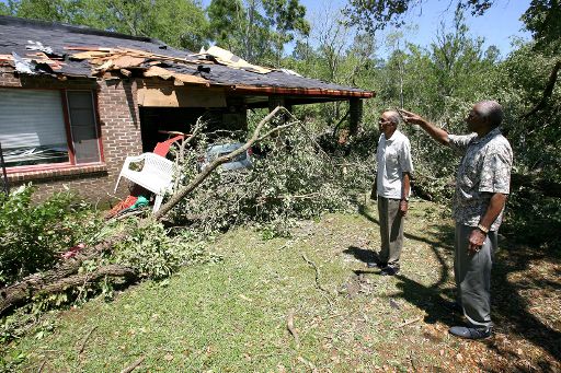 Bereits vor knapp zwei Wochen haben in Alabama heftige Tornados gewütet (Bild vom 16. April)