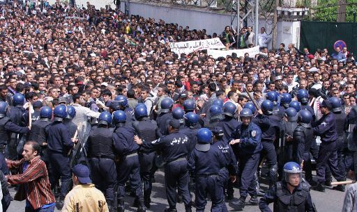 Studentenproteste gegen die Regierung in Algier (12. April)