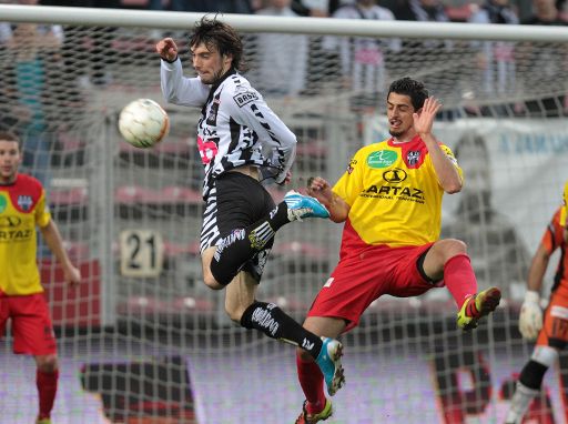 Charleroi meldet sich mit einem 2:0 gegen Eupen zurück im Kampf gegen den Abstieg