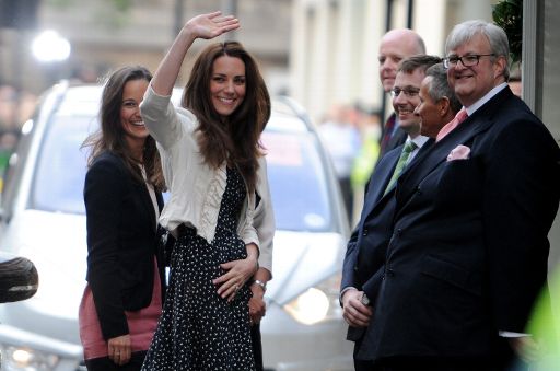 Kate und ihre Familie checken ins Goring Hotel ein