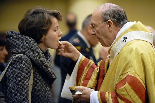 Erzbischof Leonard bei einer Messe in Brüssel (Archiv)