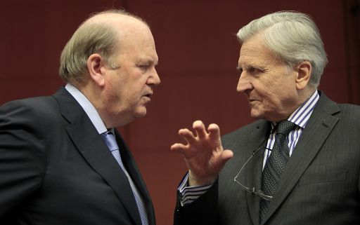 Irlands Finanzminister Noonan im Gespräch mit EZB-Präsident Jean-Claude Trichet