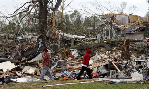 Tushka, Oklahoma nach dem Tornado am Freitag