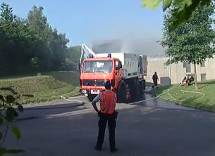 Brand in der Mehrzweckhalle von Welkenraedt (15. Juni 2010)