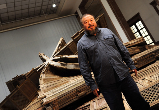 Ai Weiwei bei einer Ausstellung in München (2009)