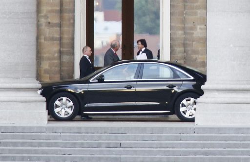 PS-Chef Elio Di Rupo bei König Albert