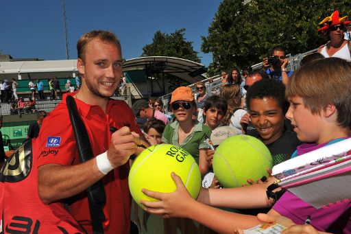 Roland Garros: Steve Darcis ist eine Runde weiter - überglücklich bei Autogrammverteilung