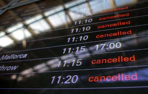 Insgesamt viel weniger Flüge durch Aschewolke ausgefallen als erwartet - Flughafen in Hamburg blieb geschlossen