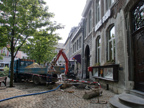 Wasserrohrbruch auf dem Eupener Marktplatz