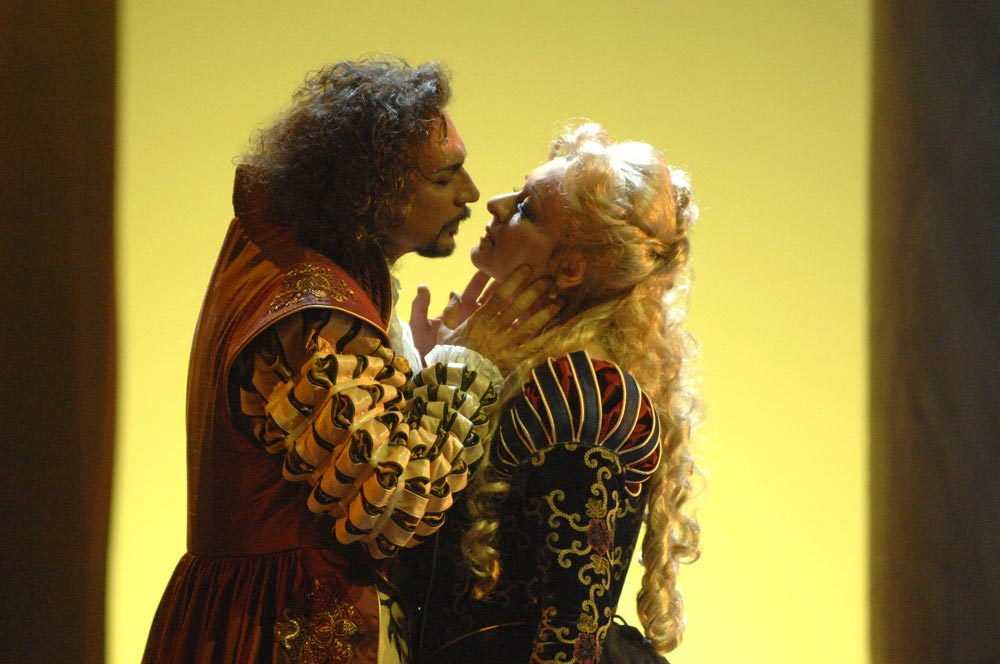 Fabio Armiliato und Daniela Dessi als Otello und Desdemona