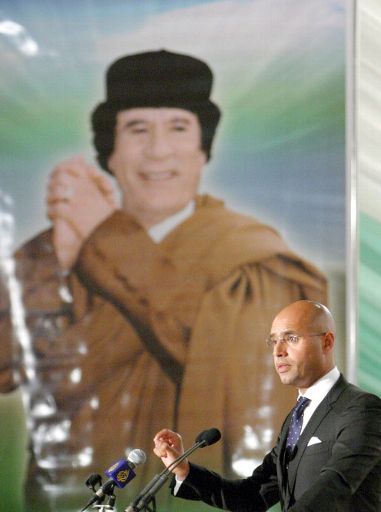 Haftbefehl gegen Muammar al-Gaddafi und Sohn Saif al-Islam