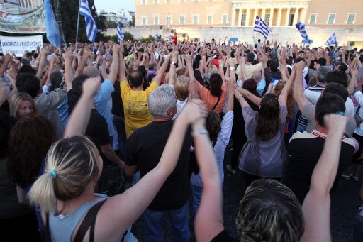 Proteste vor dem Parlament in Athen (26. Juni)