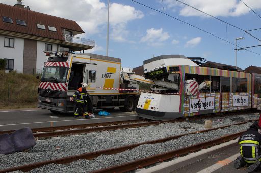 Schwerer Unfall mit der Küstentram in Oostduinkerke (8. Juni)