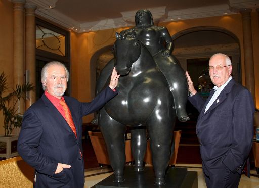 Peter Schamoni (re.) mit dem kolumbianischen Maler und Bildhauer Fernando Botero (li.) (Bild: 28. Juni 2008)