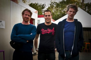 Rock Werchter: Alain Kniebs mit John und Hendrik von Arsenal