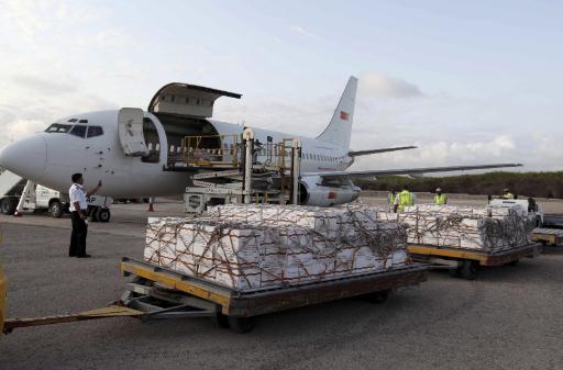 Das Flugzeug mit Hilsgütern ist in Mogadischu eingetroffen