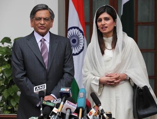 Indiens Außenminister S.M. Krishna und die pakistanische Amtskollegin Hina Rabbani Khar