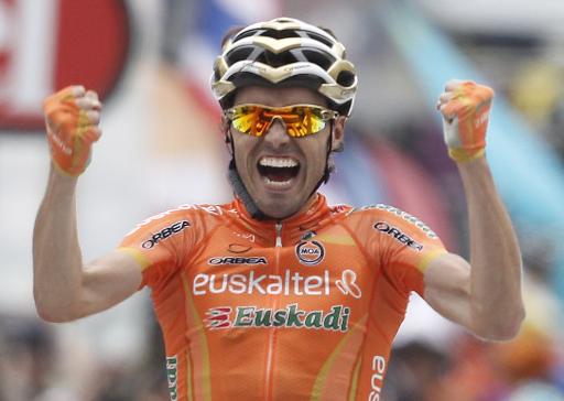 Samuel Sanchez (Team Euskaltel-Euskadi) gewinnt die erste Bergetappe