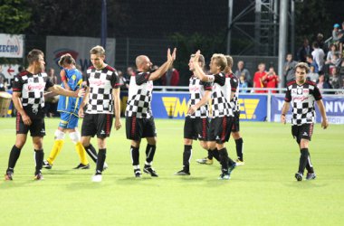 Benefizfußballspiel: Formel 1-Fahrer besiegen belgische Prominenz mit 6:3