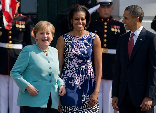 Angela Merkel, Michelle und Barack Obama vor dem Weißen Haus (7. Juni)