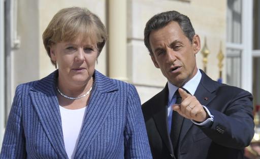 Merkel und Sarkozy vor dem Élysée-Palast bei ihrem Treffen am 16. August