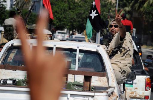 Unter dem Schutz von Rebellen: Erste Minister ziehen in Tripolis ein