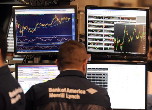 Mitarbeiter der New Yorker Börse - Dow Jones Industrial kletterte um 1,13 Prozent