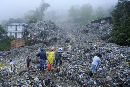 Taifun "Nanmadol" - Schlamm- und Geröllmassen im Gebirgsort Baguio im Norden der Philippinen