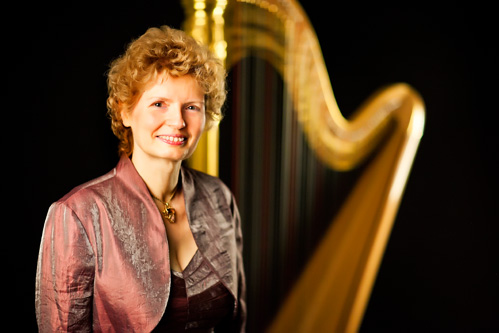 Die Harfenistin Dominique Piana