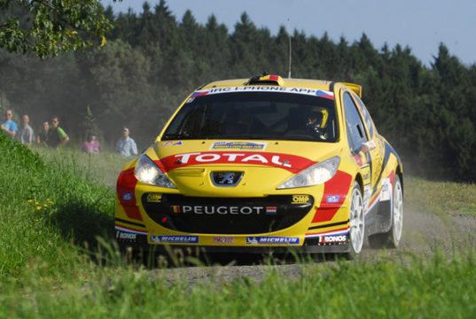 Barum Rallye: Neuville und Gilsoul auf Rang vier