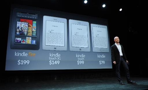 Amazon-CEO Jeff Bezos stellt den Kindle vor