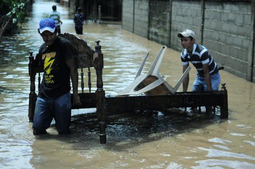 Schwere Regenfälle machen Mittelamerika zu schaffen (Marcovia, Honduras)