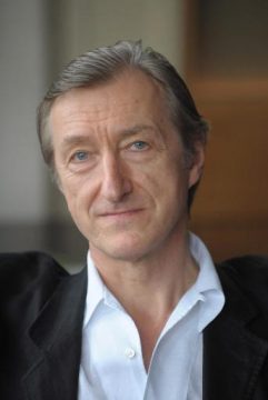 Julian Barnes