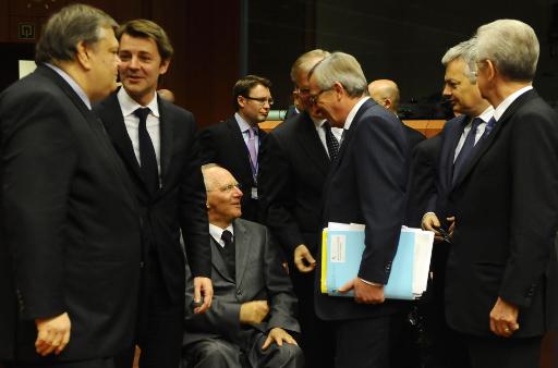 Treffen der Finanzminister in Brüssel: Evangelos Venizelos, Francois Baroin, Wolfgang Schaeuble, Jean Claude Juncker, Didier Reynders und Mario Monti