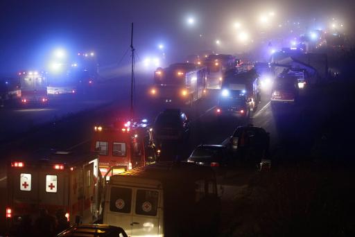 Massenkarambolage bei dichtem Nebel auf der Autobahn 31 in Nordrhein-Westfalen