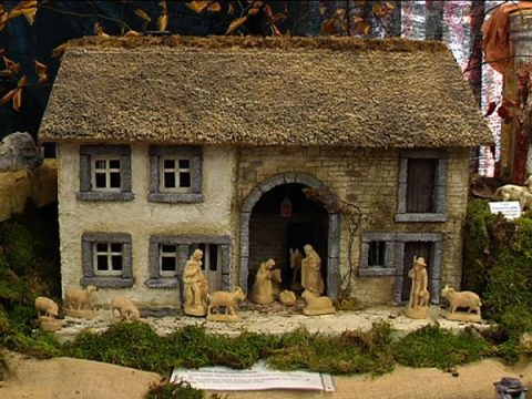 Krippenausstellung im Kloster Montenau