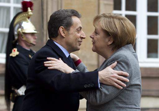 Nicolas Sarkozy und Angela Merkel in Straßburg