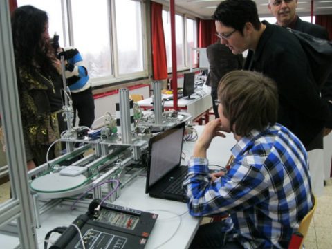 Neues Material für die Elektronikabteilung am T.I. St. Vith