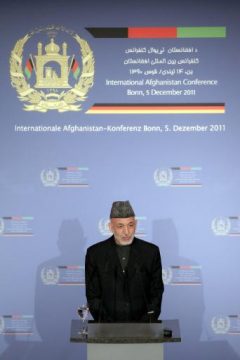 Der afghanische Präsident Hamid Karsai führt den Vorsitz der Afghanistan-Konferenz in Bonn