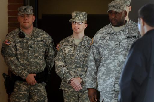 Der Obergefreite Bradley Manning (mi) in Fort Meade, Maryland