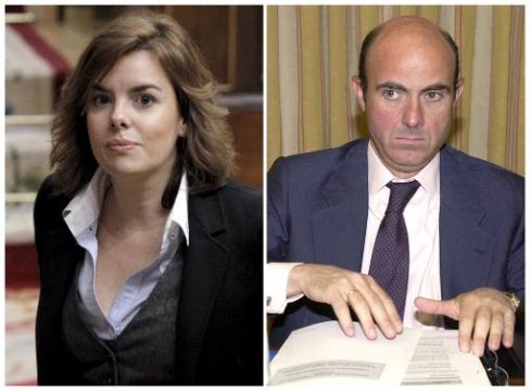 Rajoys Stellvertreterin Soraya Sáenz de Santamaría - Finanzminister Luis de Guindos