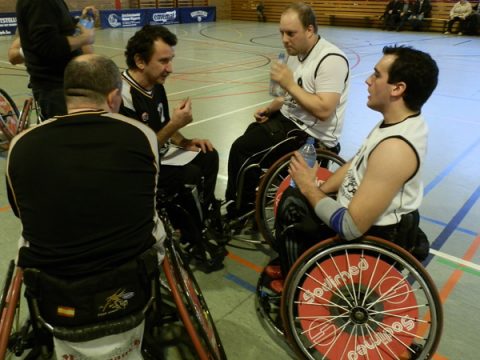 76:49 gegen Augsburg: Roller Bulls mit achtem Sieg im achten Spiel