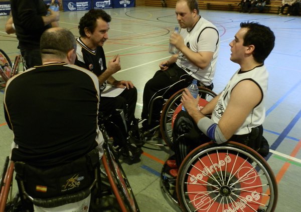 76:49 gegen Augsburg: Roller Bulls mit achtem Sieg im achten Spiel