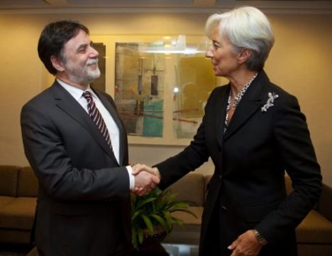 Ungarns Minister Tamas Fellegi mit IWF-Chefin Christine Lagarde