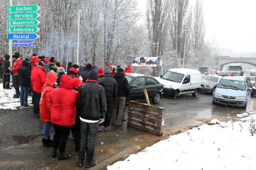 Straßenblockade bei Hauts-Sarts